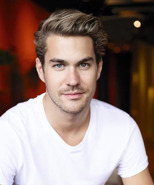 julien-lacroix-unisson-conferences-humoriste-1-2
